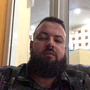 Meet your Posher, Kyle